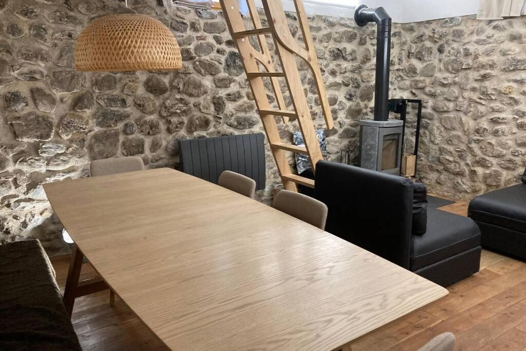 La Maison Laugier Charme, Confort, Authenticite Saint-Étienne-de-Tinée Екстериор снимка